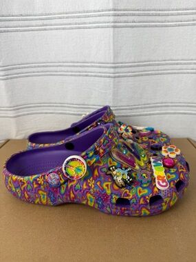 CROCS Purple Multicolor Heart-Print Crocs Jibbitz Charms Lisa frank 11 like new